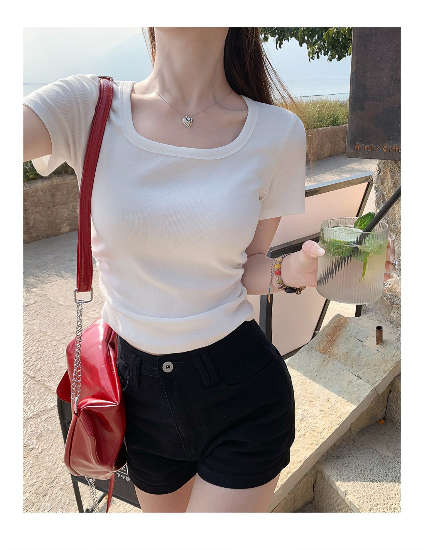 スクエアネック クロップTシャツ / Square Neck Crop Tee