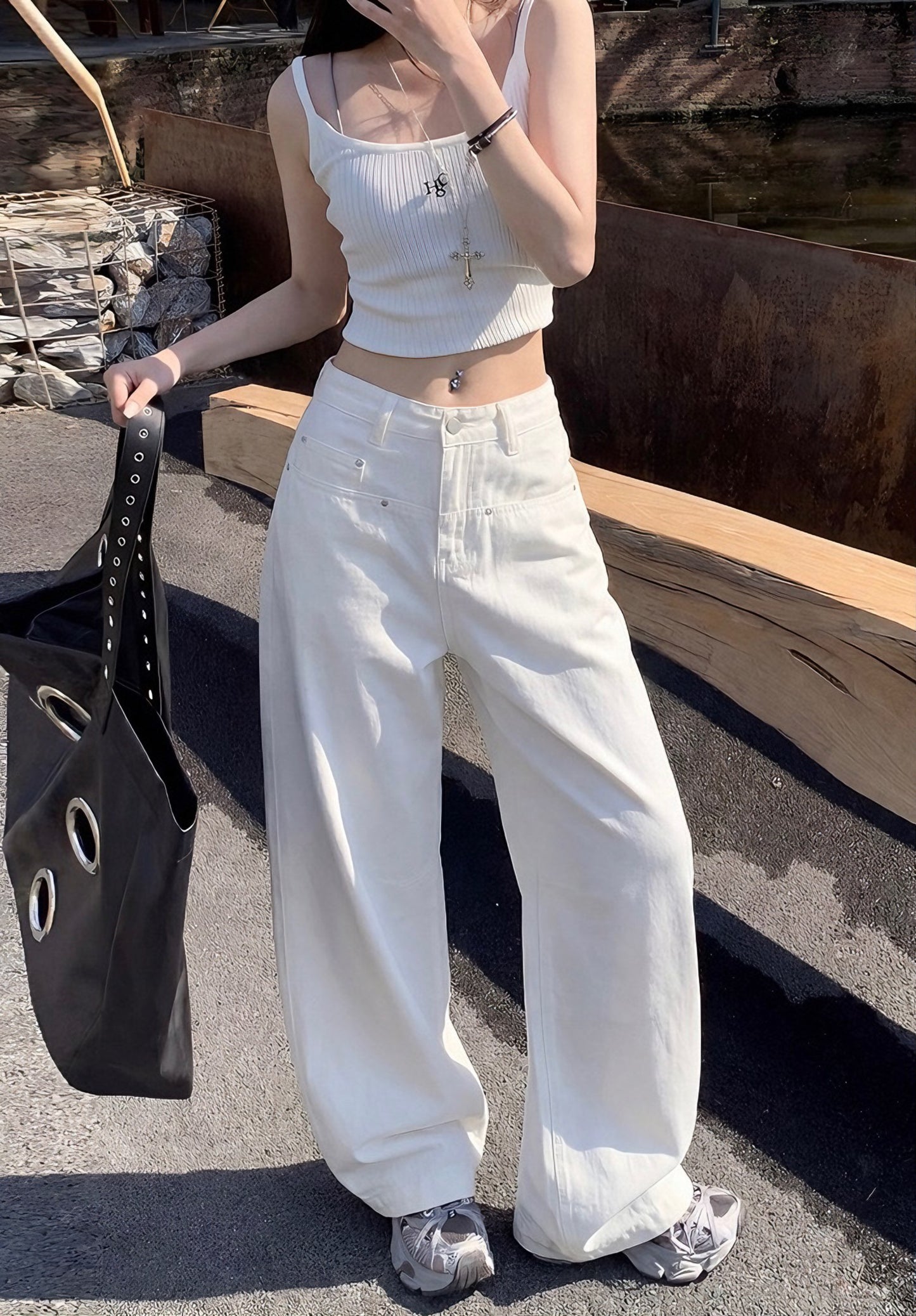 カーブシルエット ワイドトラウザー / Curve Wide Trousers