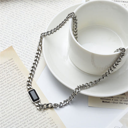 ブラックジルコン スクエア 鎖骨チェーンネックレス / Black Zircon Square Collarbone Necklace